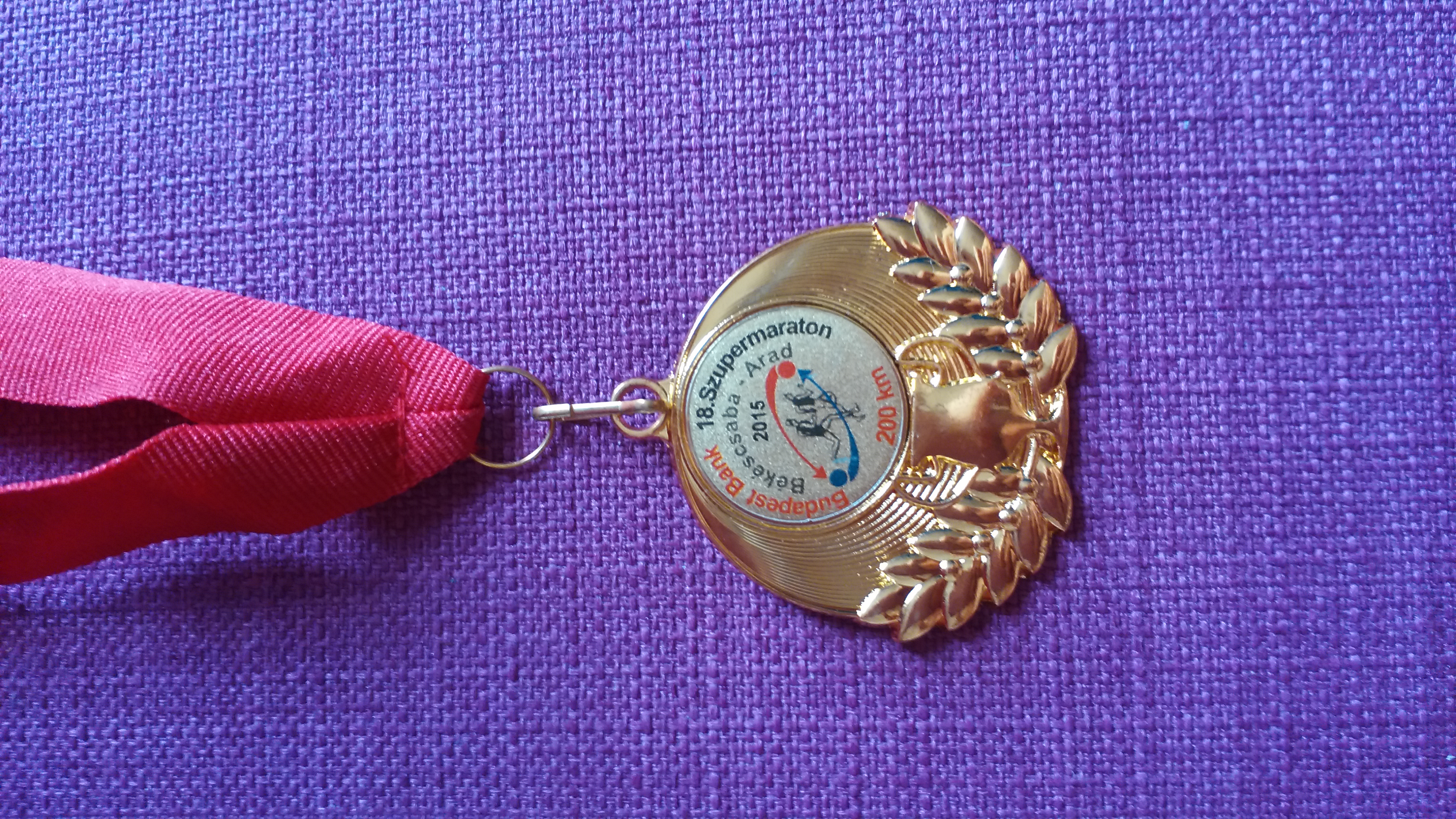 A Békéscsaba - Arad Szupermaraton részvételére kapott arany érmem
